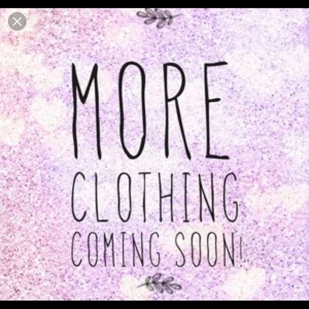 🛒Cleaning out closet...more clothes coming soon🛍